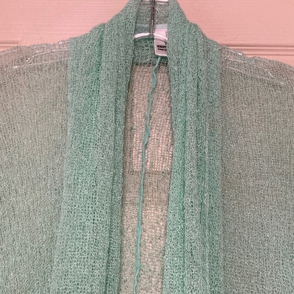 Knot of Isis mint green cardigan - Picture 2 of 5